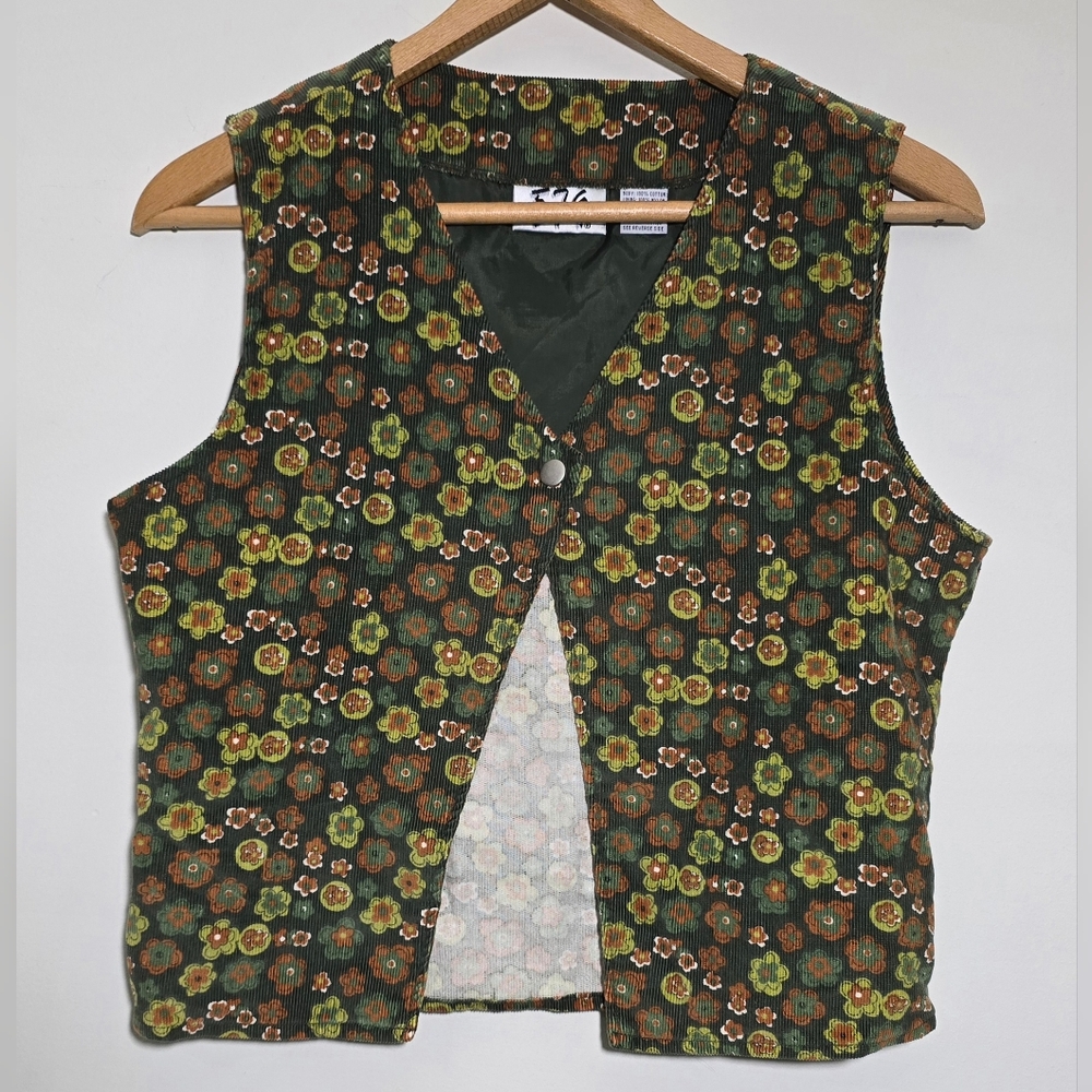 Vintage 90s 5•7•9 Floral Sleeveless Corduroy Vest Juniors Medium